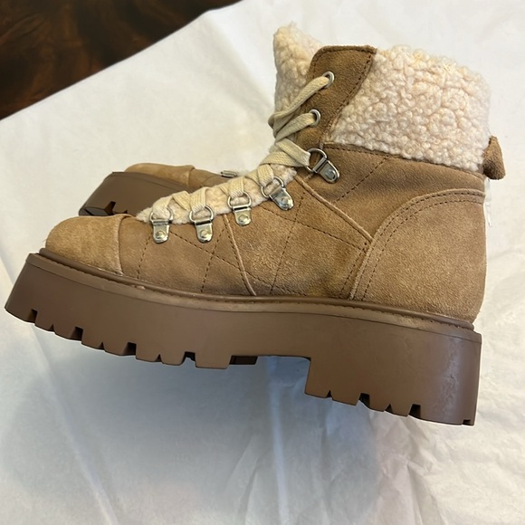 Steve Madden Reyen Suede Faux Shearling Cold Weather Lug Sole Platform Booties - Picture 13 of 13